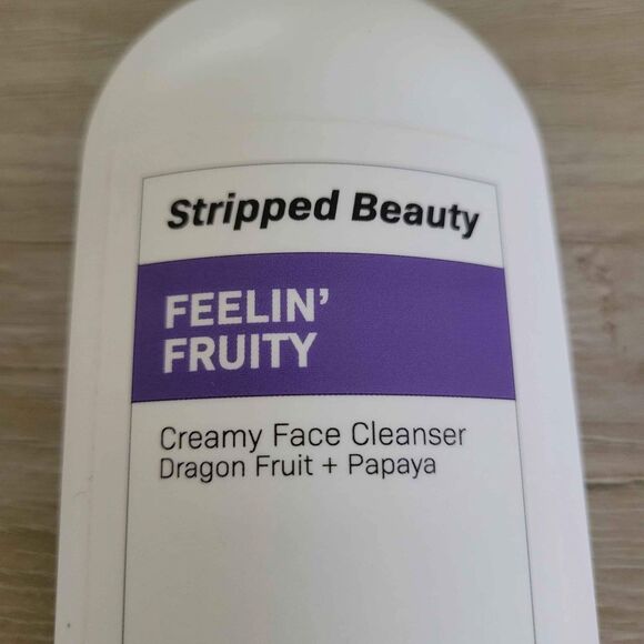 NEW Stripped Beauty Feelin' Fruity Face Cleanser - Picture 4 of 7
